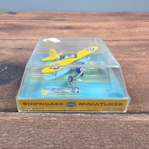 Cox Boeing F4B-4 Model Airplane 1:100 Yellow Excellent Showcase Miniatures 3003